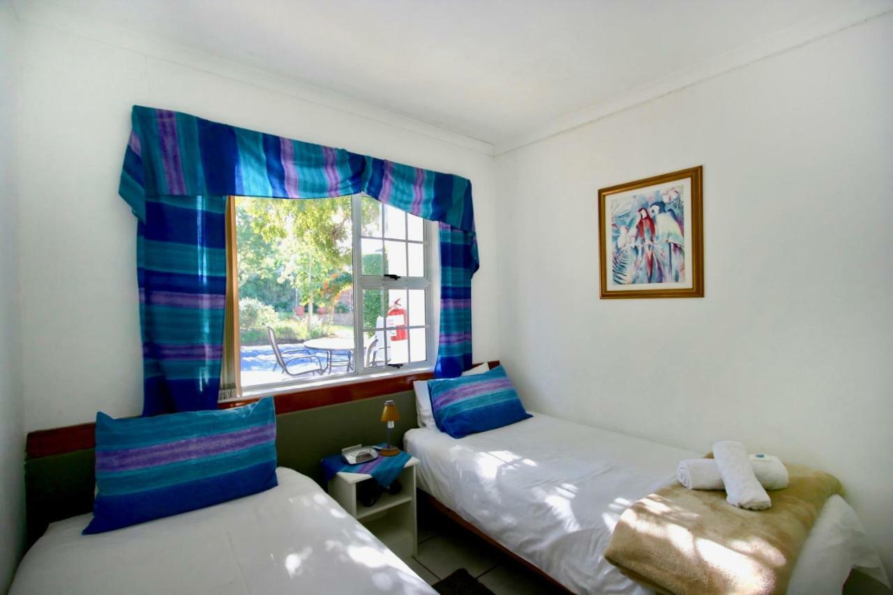 Clouds Guest House Дурбанвиль Экстерьер фото