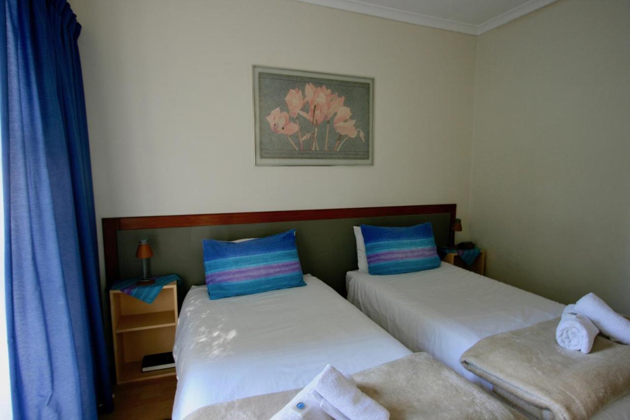 Clouds Guest House Дурбанвиль Экстерьер фото